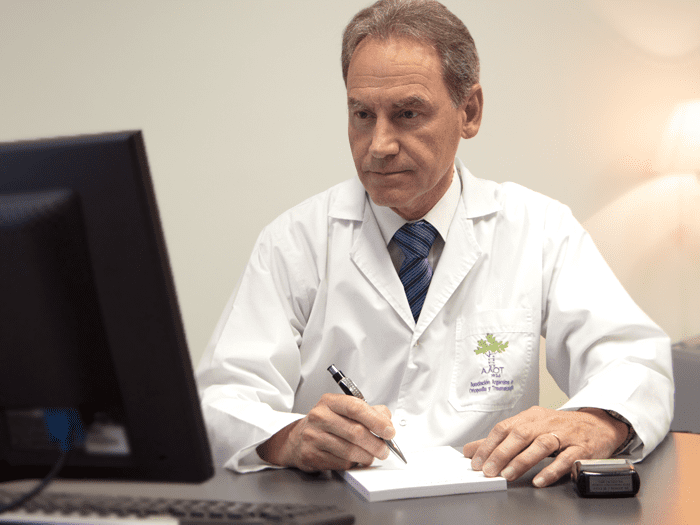 Dr. Alfredo de Cicco